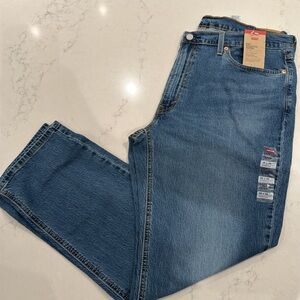 Men’s NWT Levi’s 541 Athletic Taper jeans - 38x32